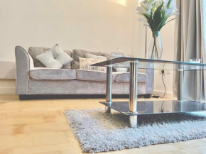 2 Bedroom Luxury Leicester City Centre entire Apartment!